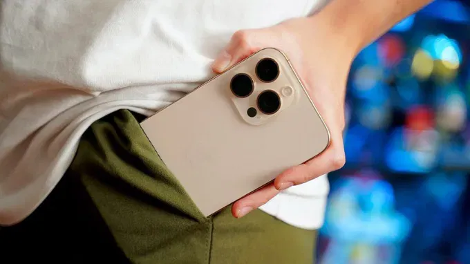 Dân Văn Phòng Cần Gì Ở Một Chiếc Smartphone?