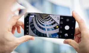 Smartphone có camera zoom xa